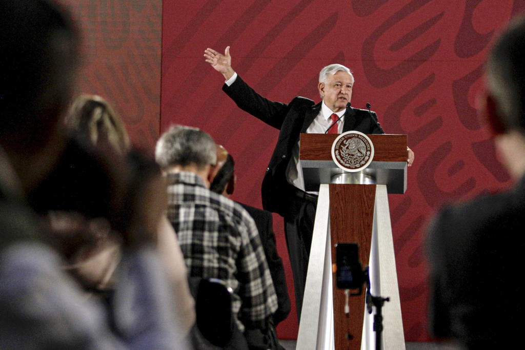 El presidente Andrés Manuel López Obrador hizo un llamado a todos los partidos políticos, en especial a Morena y PT, a que reduzcan en 50% las prerrogativas que recibirán en 2020. (NOTIMEX)
