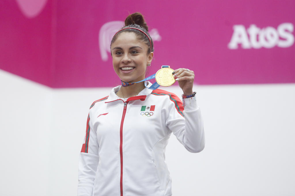 La raquetbolista mexicana ha logrado nueve medallas de oro, con lo que se vuelve en la máxima atleta mexicana en ganar esa cantidad de metales áureos en la historia. (ARCHIVO)