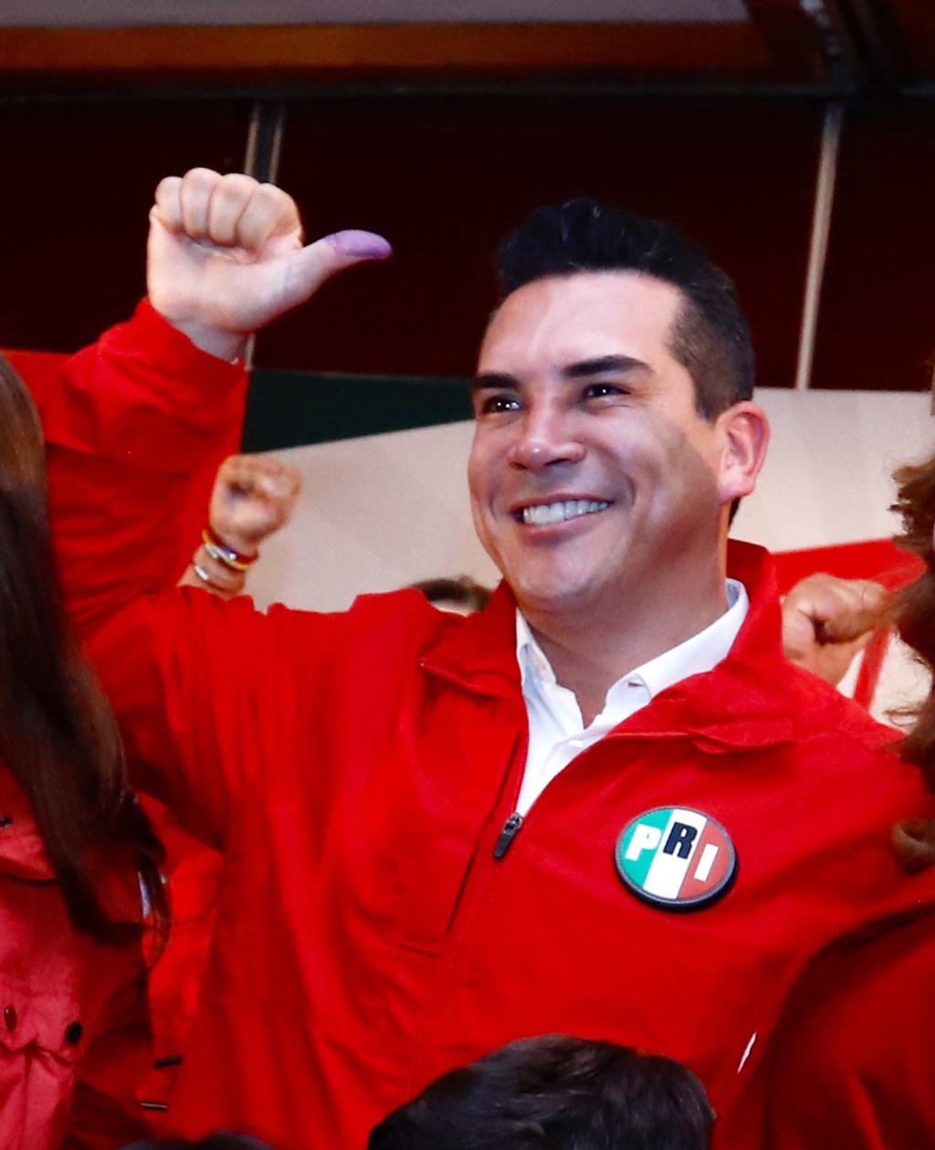 Alejandro Moreno Cárdenas, 'Alito', aventaja en la preferencia para al alcanzar la victoria con 154 mil 951 votos hasta el momento. (EL UNIVERSAL)
