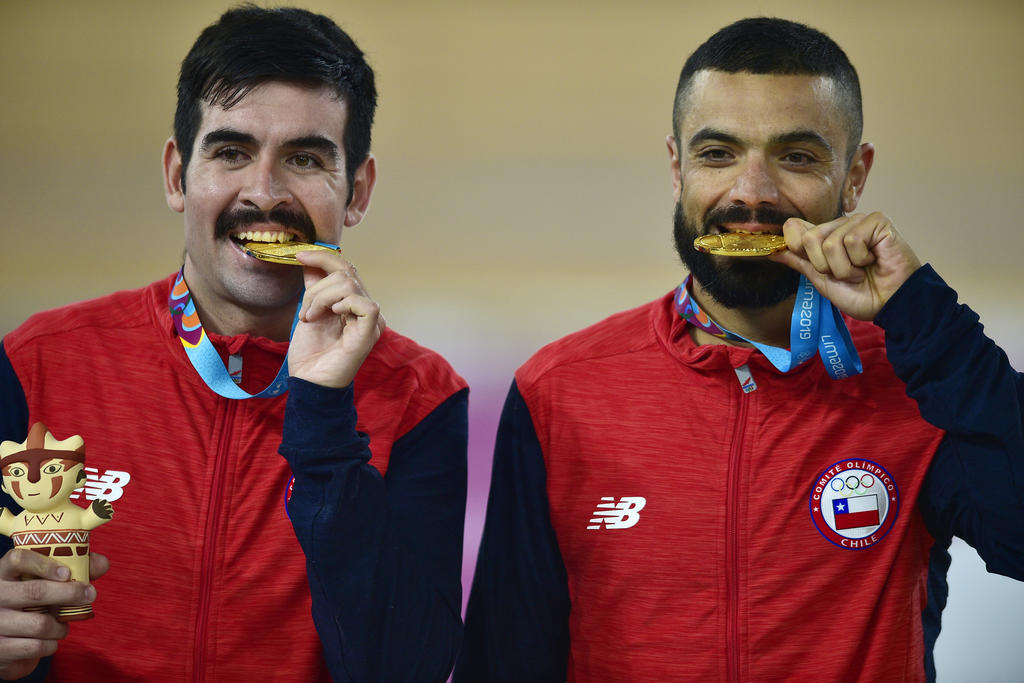 Peñaloza y Cabrera fueron los ganadores en la prueba Madison Masculino de la disciplina de Ciclismo de Pista de los Juegos Panamericanos Lima 2019. (ARCHIVO)