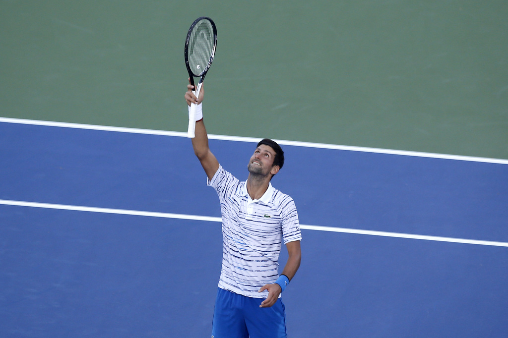 El número uno del mundo, Novak Djokovic, se impuso 7-5, 6-1 a Sam Querrey, y avanzó a la tercera ronda del Masters 1000 de Cincinnati.