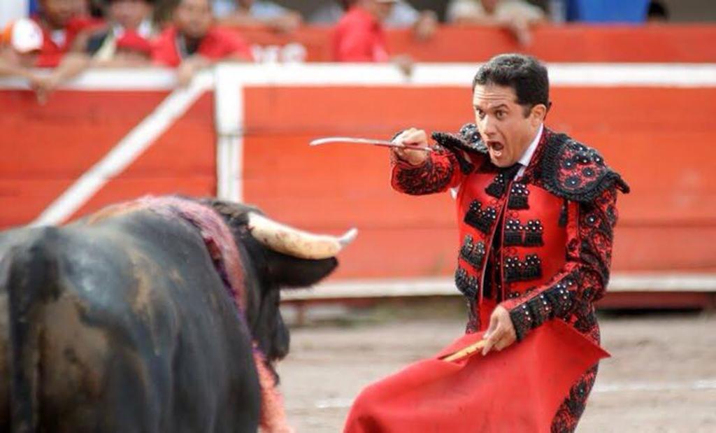 Una nueva oportunidad se ha abierto para el matador de toros lagunero Mario Mora, quien viajó a Venezuela para ser parte de un festejo taurino correspondiente a la Feria en Honor a la Virgen de la Consolación en Táriba, el próximo domingo 18 de agosto. (EL SIGLO DE TORREÓN)