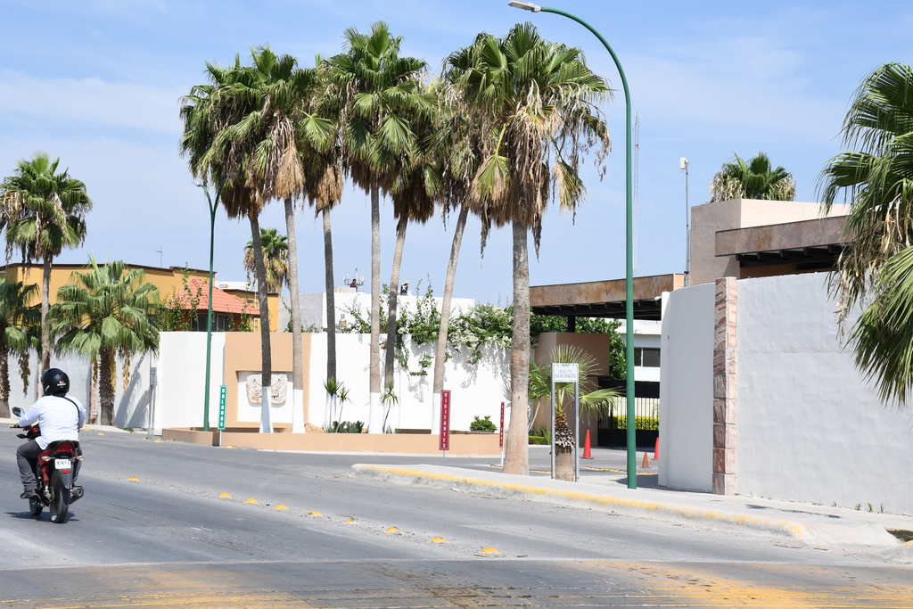 La extitular de la Sedesol y Sedatu tendría una propiedad sobre la calle Puerta Antigua del fraccionamiento Real San Ángel. (FERNANDO COMPEÁN)