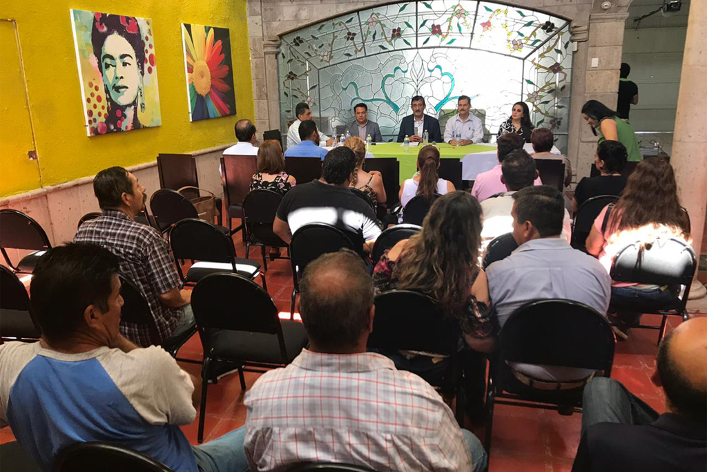 La Fiscalía Especializada en Combate a la Corrupción estuvo ayer en las oficinas de Redes Ciudadanas de La Laguna, A.C.