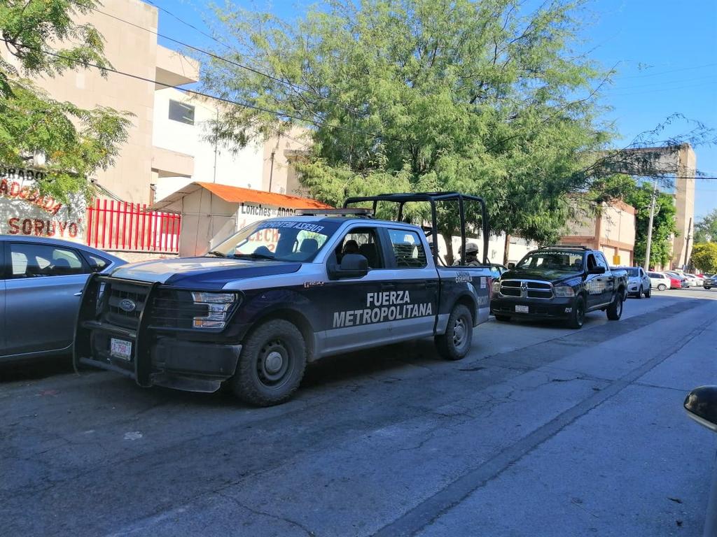El lugar quedó resguardado por agentes de la Policía Municipal, Fuerza Coahuila y Policía Metropolitana. (EL SIGLO DE TORREÓN)
