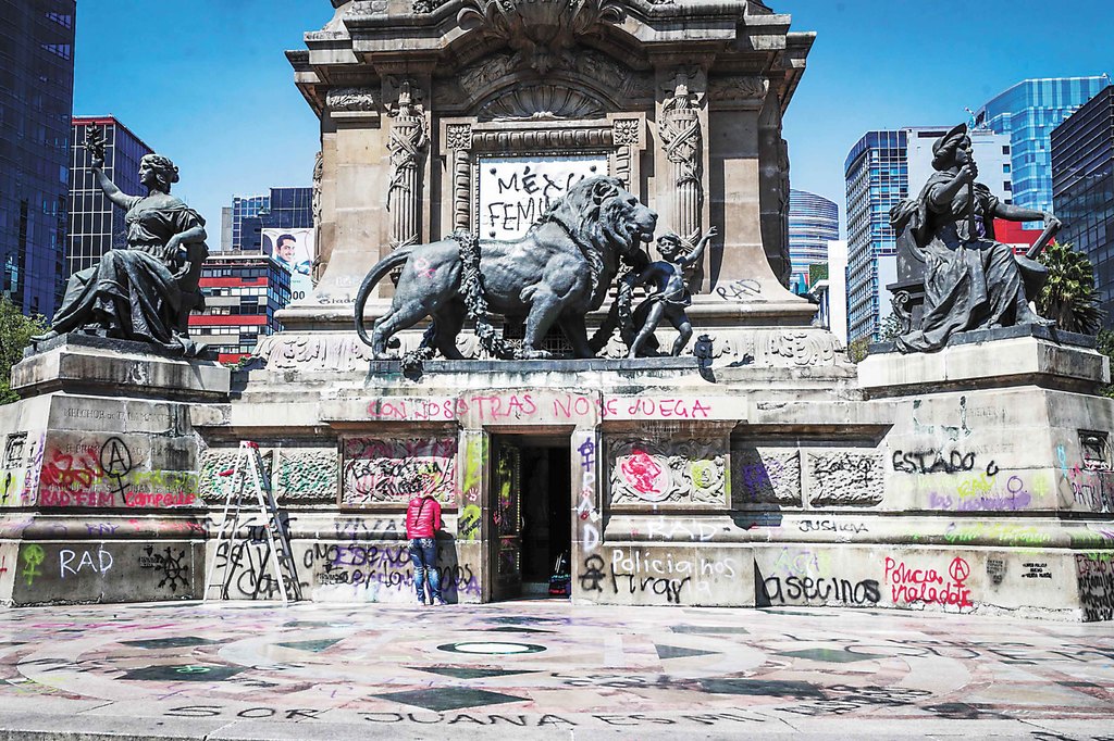 Uno de los daños más graves en un monumento sobre Reforma ocurrió el viernes 16 de agosto. (AGENCIAS)