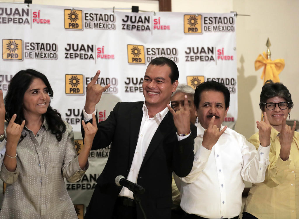 Dos de los últimos liderazgos del Partido de la Revolución Democrático (PRD) dejaron ese barco, que se encuentra en una fase terminal tras la salida de Andrés Manuel López Obrador, quien fue su candidato más popular. (ARCHIVO)