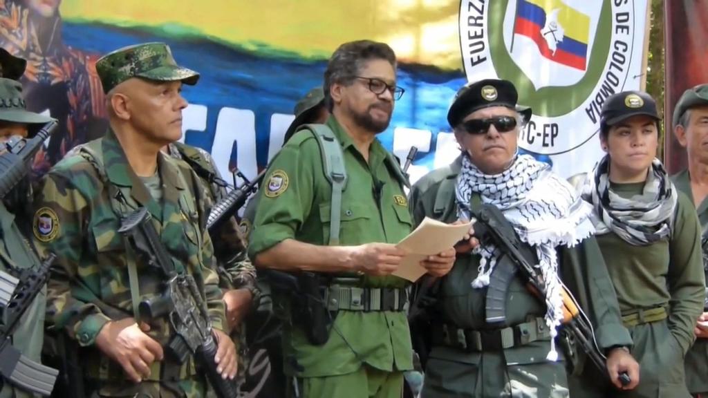 La guerrilla publicó un video para anunciar que inicia 'una nueva etapa de lucha' armada. (EFE)