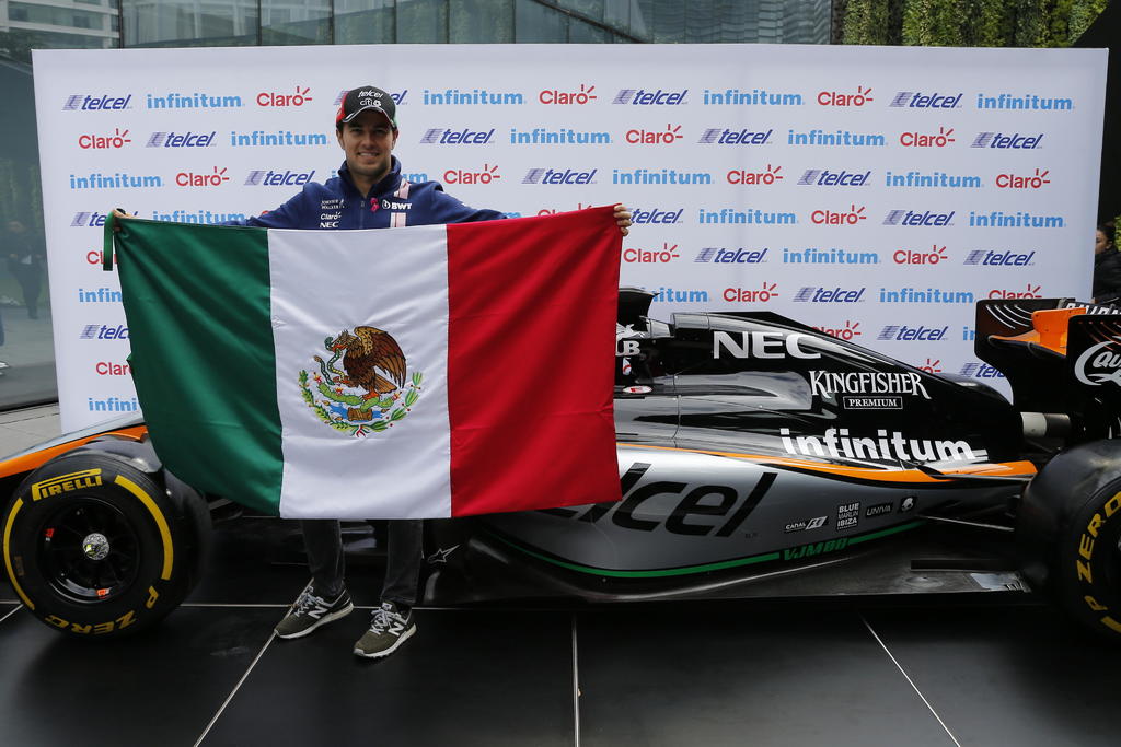 Con la permanencia del mexicano, Racing Point cree poder lograr éxitos importantes. (ARCHIVO)
