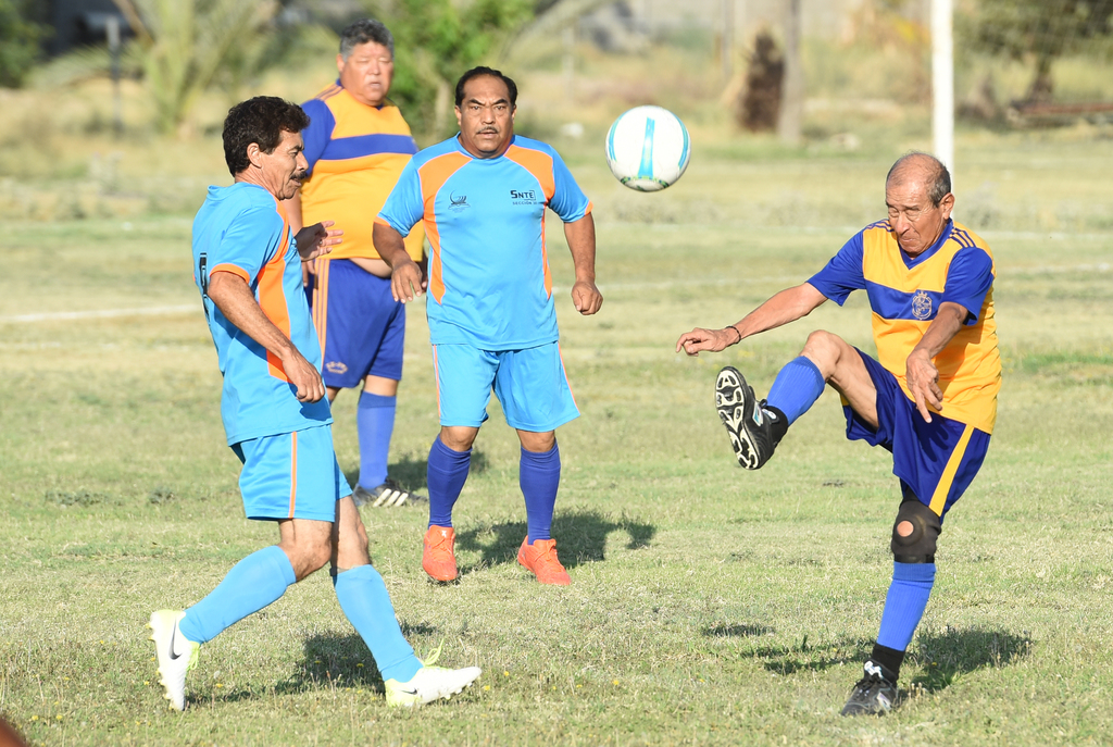 Juegos en los diferentes frentes, se disputarán el domingo a primera hora, dentro de la Liga Máster de la Laguna.(ARCHIVO)