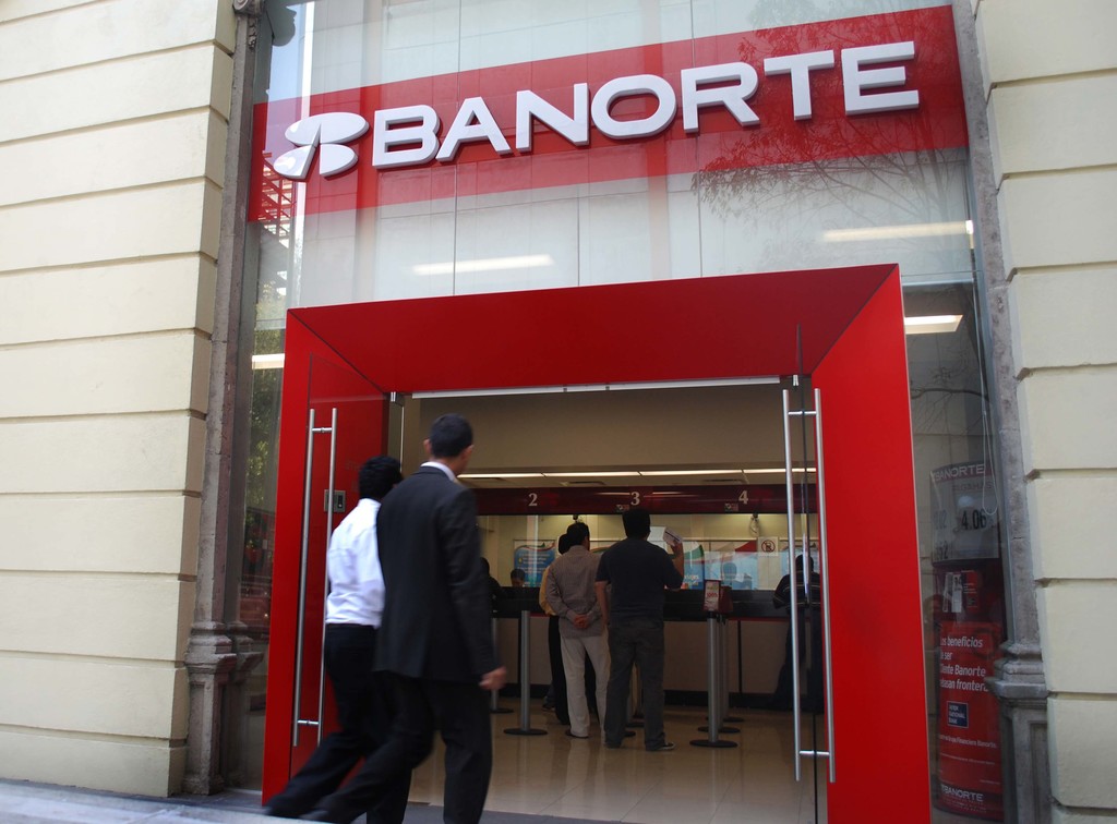 Usuarios Reportan Fallas En Sistemas De Bancos