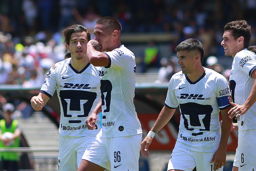 El joven jugador de Pumas, anotó el gol de la diferencia en el minuto 96. (JAM MEDIA)