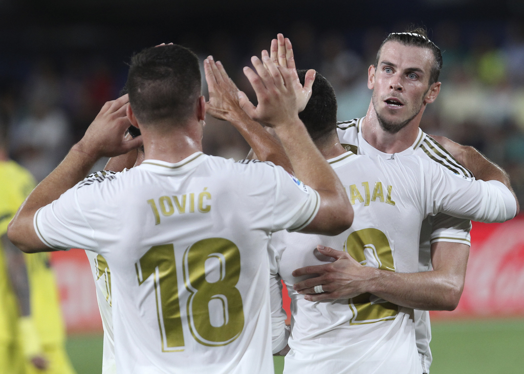 Gareth Bale anotó los dos goles con el que los merengues consiguieron un sufrido empate en su visita la Villarreal. (AP)
