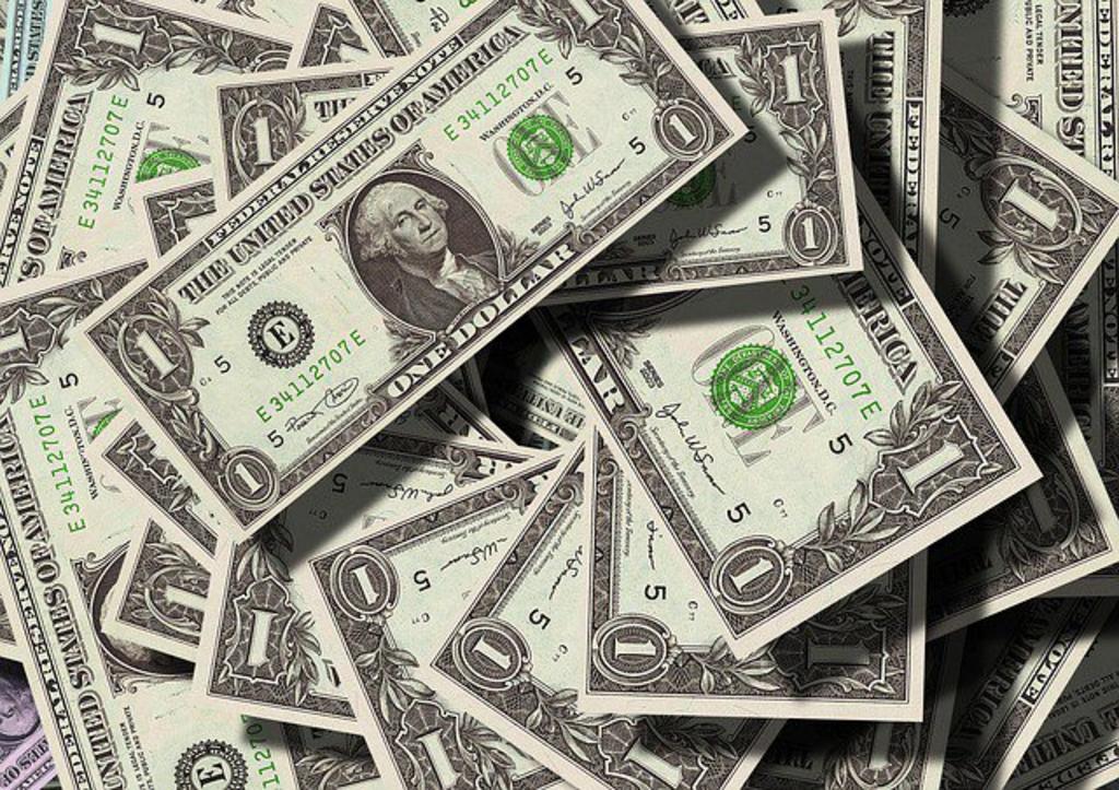 El ingreso de remesas creció a 3 mil 270 millones de dólares durante julio pasado, un incremento anual de 14.4 por ciento, su mayor expansión en los últimos ocho meses, según registros de Banxico. (ARCHIVO)