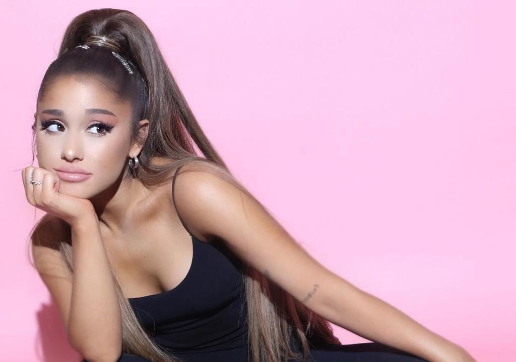 Ariana Grande demandó a Forever 21 por 10 millones de dólares, acusando a la empresa de aprovecharse de su fama e influencia para vender sus productos. (INSTAGRAM) 