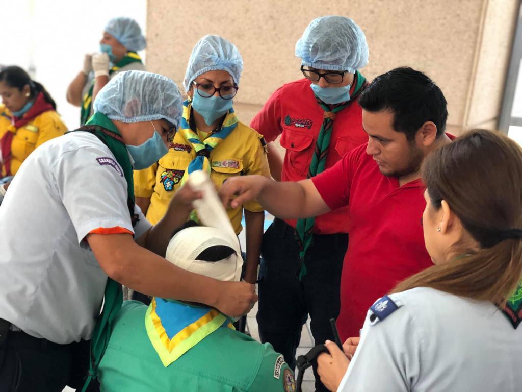 Scouters y dirigentes de la Asociación Scouts de México (ASMAC) de la Provincia Coahuila Norte, se certificaron en primeros auxilios a través de la empresa TES Consulting Group. (EL SIGLO COAHUILA)