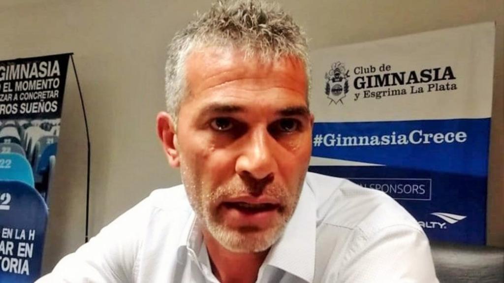Gimnasia y Esgrima La Plata está en busqueda de un nuevo director técnico. (CORTESÍA)