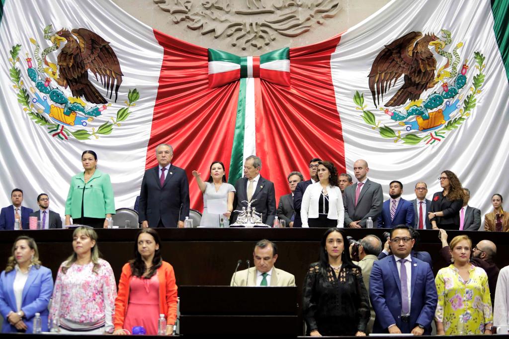 La Cámara de Diputados avala a la panista Laura Rojas como presidenta de San Lázaro. Porfirio Muñoz Ledo presencia la toma de protesta. (EL UNIVERSAL)
