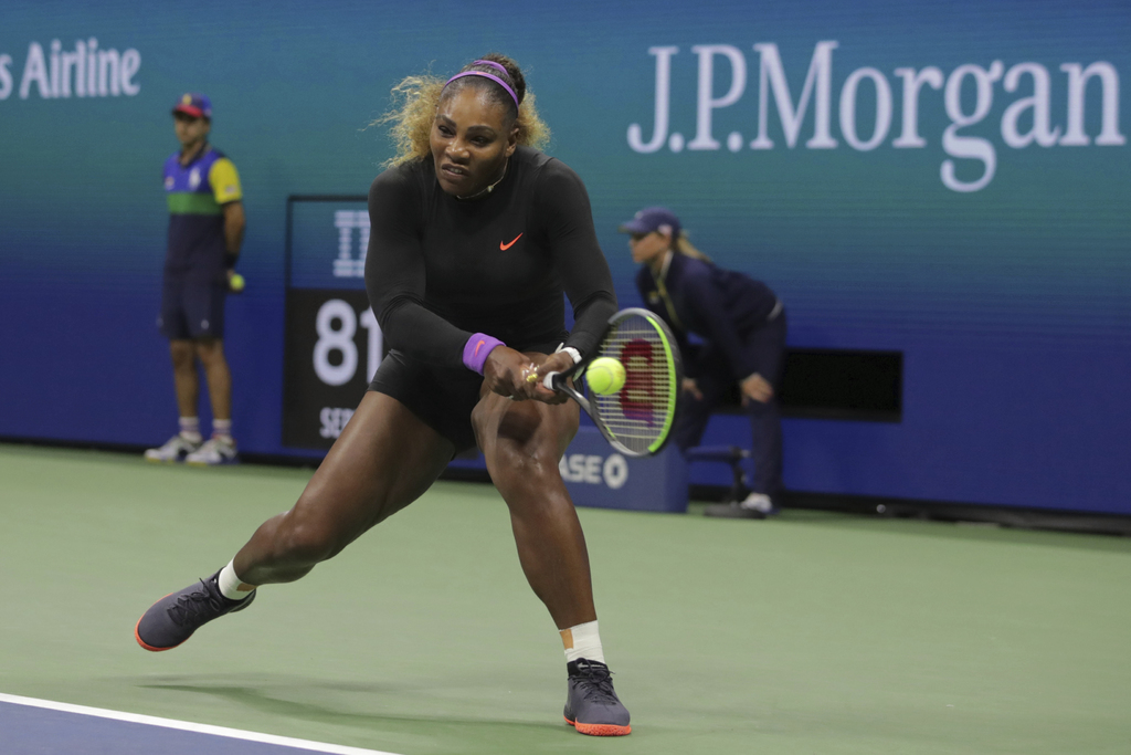Serena Williams se impuso en poco más de una hora 6-3, 6-1 a Elina Svitolina. (AP)
