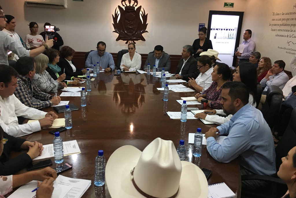 En sesión de Cabildo, se aprobaron las comisiones entre los regidores de todas las fracciones. (FABIOLA P. CANEDO/EL SIGLO DE TORREÓN)
