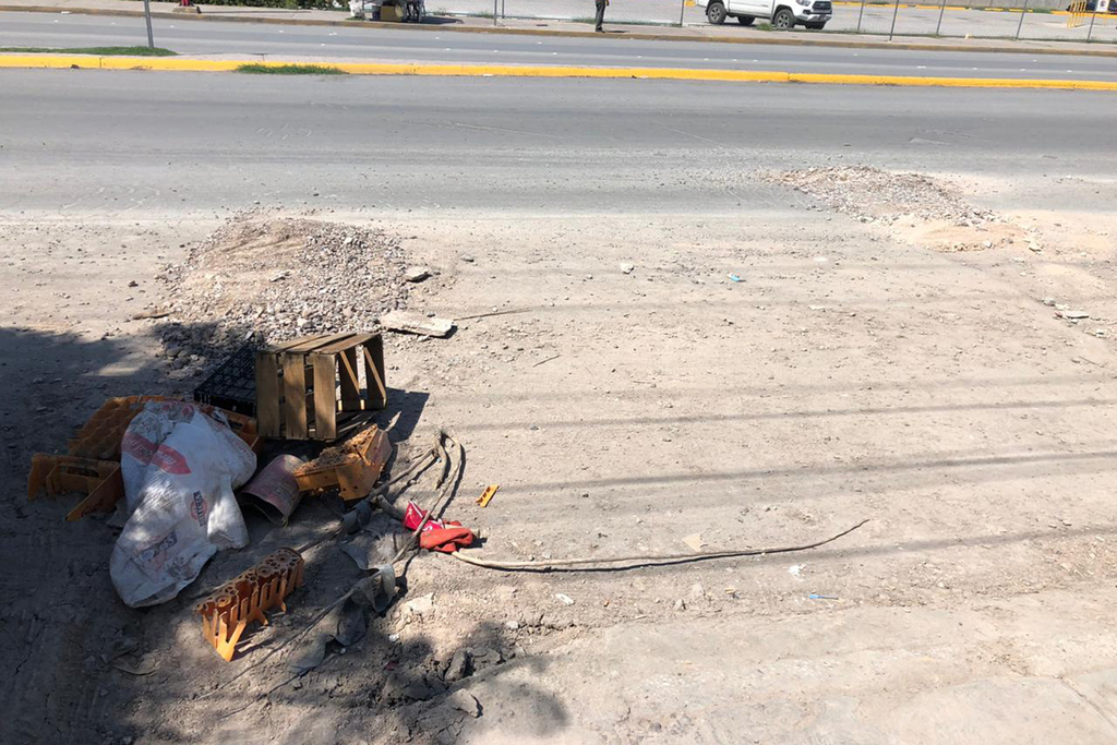 Los trabajos de reparación del pavimento sobre la avenida Juárez generaron inconformidades. (EL SIGLO DE TORREÓN)