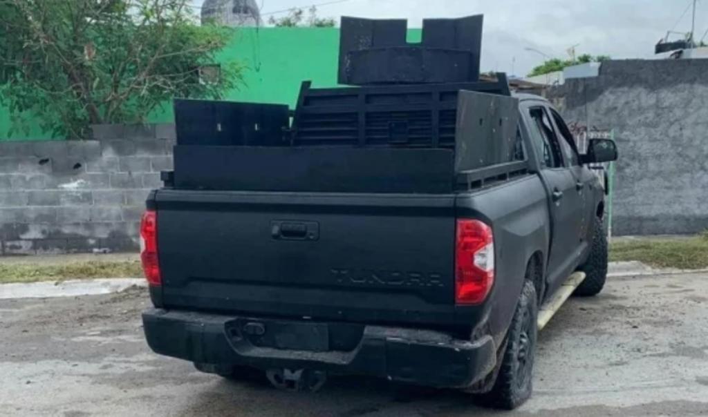 La Policía de Tamaulipas reportó que el 5 de septiembre sostuvo un enfrentamiento con integrantes del Cártel del Noreste, en el que murieron cinco hombres y tres mujeres, en la colonia Valles de Anáhuac, en Nuevo Laredo. (ESPECIAL)