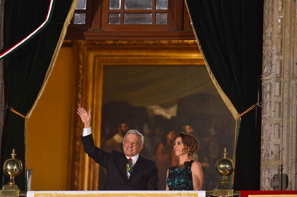 El expresidente de México, Vicente Fox Quesada, se burló del actual mandatario, Andrés Manuel López Obrador, luego de que el segundo encabezara la ceremonia del Grito de Independencia en el Palacio Nacional, el domingo. (NOTIMEX)
