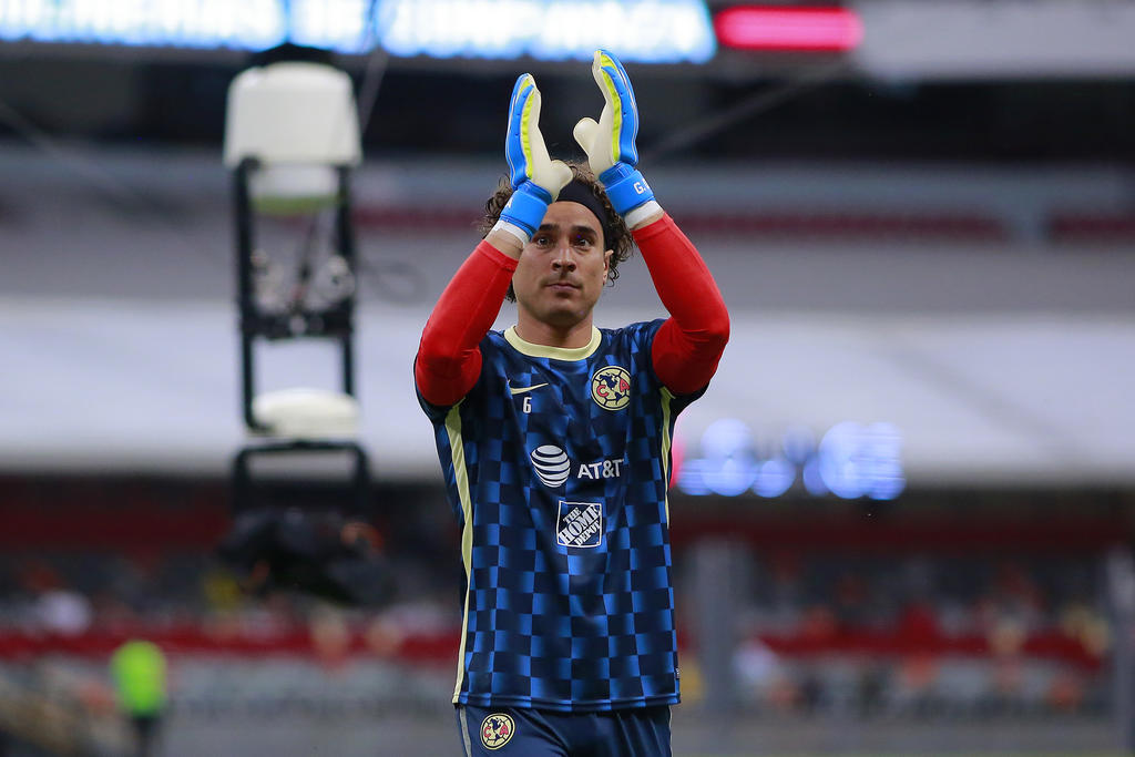 Ochoa volvió a México luego de estar con el Standard de Lieja. (ARCHIVO)