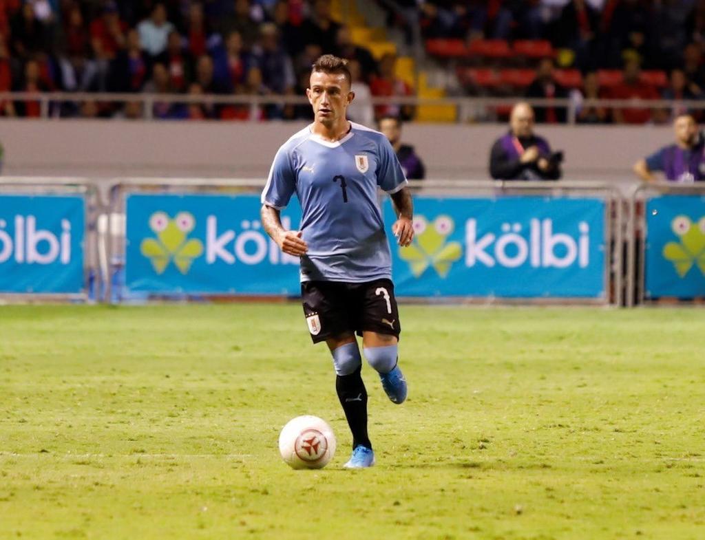 Brian Lozano tuvo participación en los amistosos de la pasada fecha FIFA con Uruguay. (CORTESÍA)