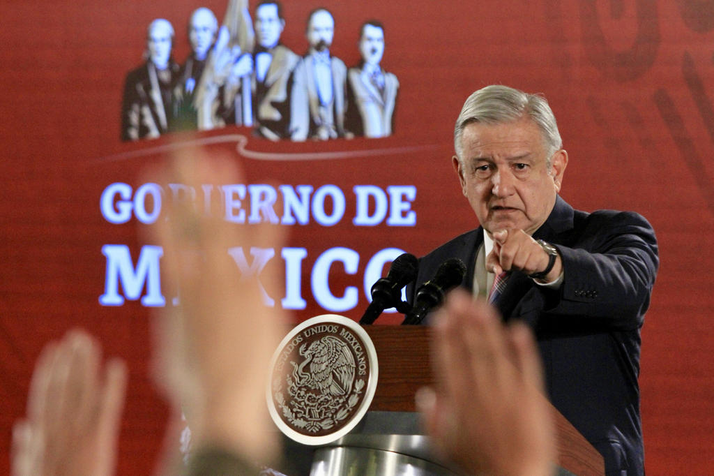 'Sin comentarios', dijo López Obrador a pregunta expresa sobre las declaraciones de Fox en las que lo calificó como 'falso profeta'. (NOTIMEX)
