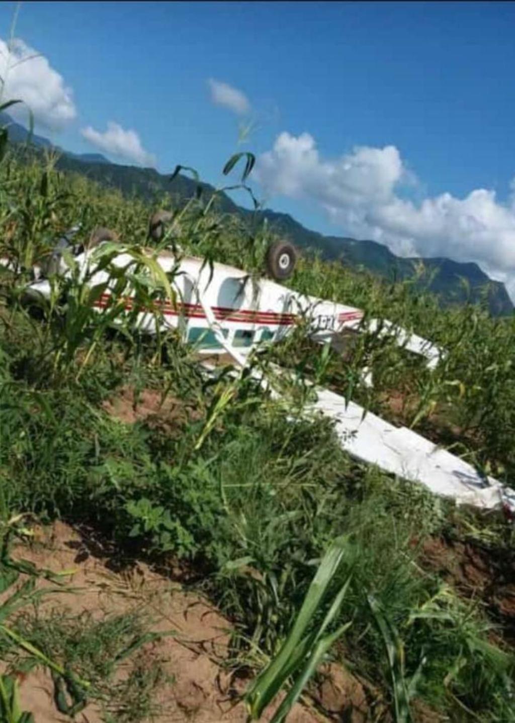 La mañana de este lunes se desplomó una aeronave en el municipio de Tamazula, Durango. (EL SIGLO DE TORREÓN)