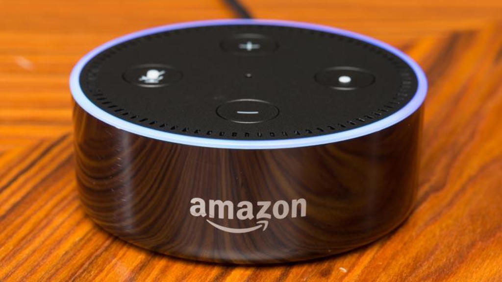 Amazon anunció este martes la salida de su asistente de voz Alexa en español para el mercado estadounidense, donde hasta la fecha sólo estaba disponible en inglés. (ESPECIAL)
