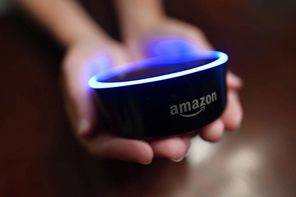 Alexa, el popular asistente virtual de Amazon, dispondrá en las próximas semanas de la opción de que su voz suene como la del actor Samuel L. Jackson, así como de las de otros famosos en el futuro. (ARCHIVO)