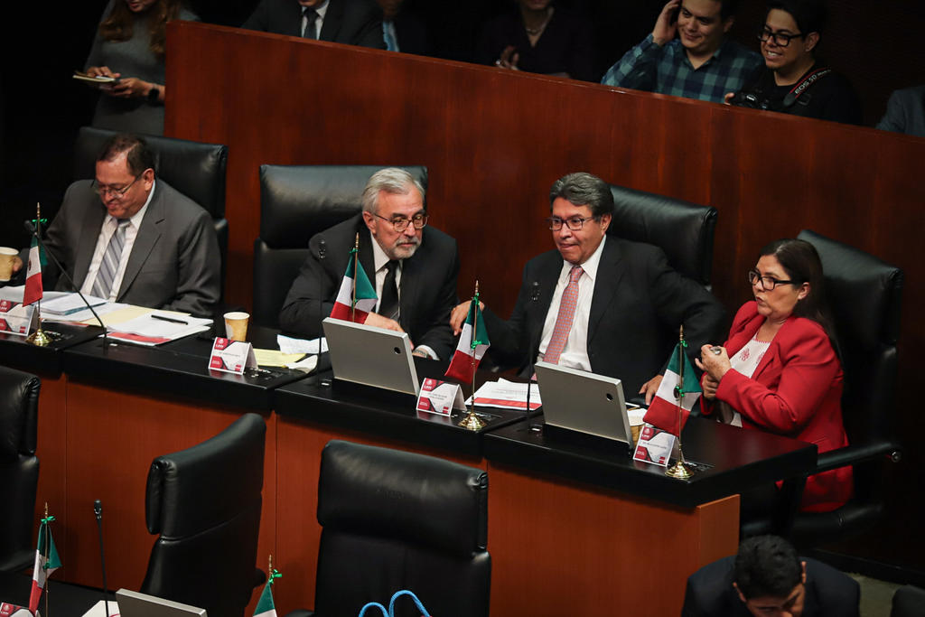El presidente Andrés Manuel López Obrador criticó a la oposición en el Congreso por negarse a debatir su iniciativa de revocación de mandato por lo que los convocó a la reflexión. (ARCHIVO)