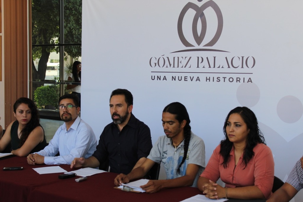 Presentación. Ernesto Rivera encabezará la Dirección de Cultura de Gómez Palacio. (CORTESÍA / Dirección de Cultura de Gómez Palacio)