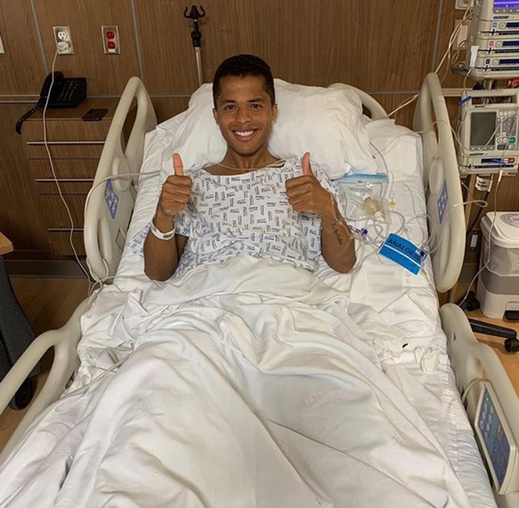 Giovani dos Santos está optimista. Promete que regresará más fuerte a las canchas. (ESPECIAL)