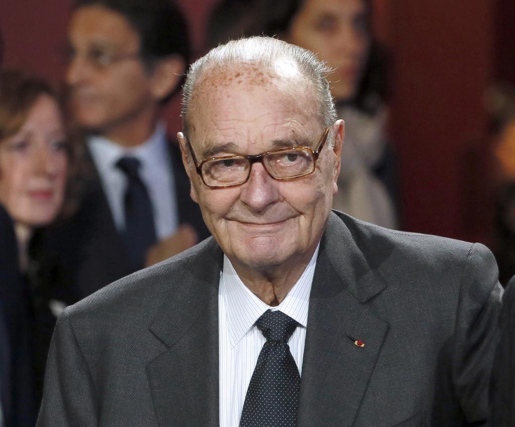 El recién fallecido presidente de Francia, Jacques Chirac, no se opuso a la guerra de 2003 en Irak por convicción, sino porque habría sido sobornado por el dictador iraquí Sadam Hussein, quien le pagó millones de dólares para frenar los planes militares estadounidenses. (ARCHIVO)