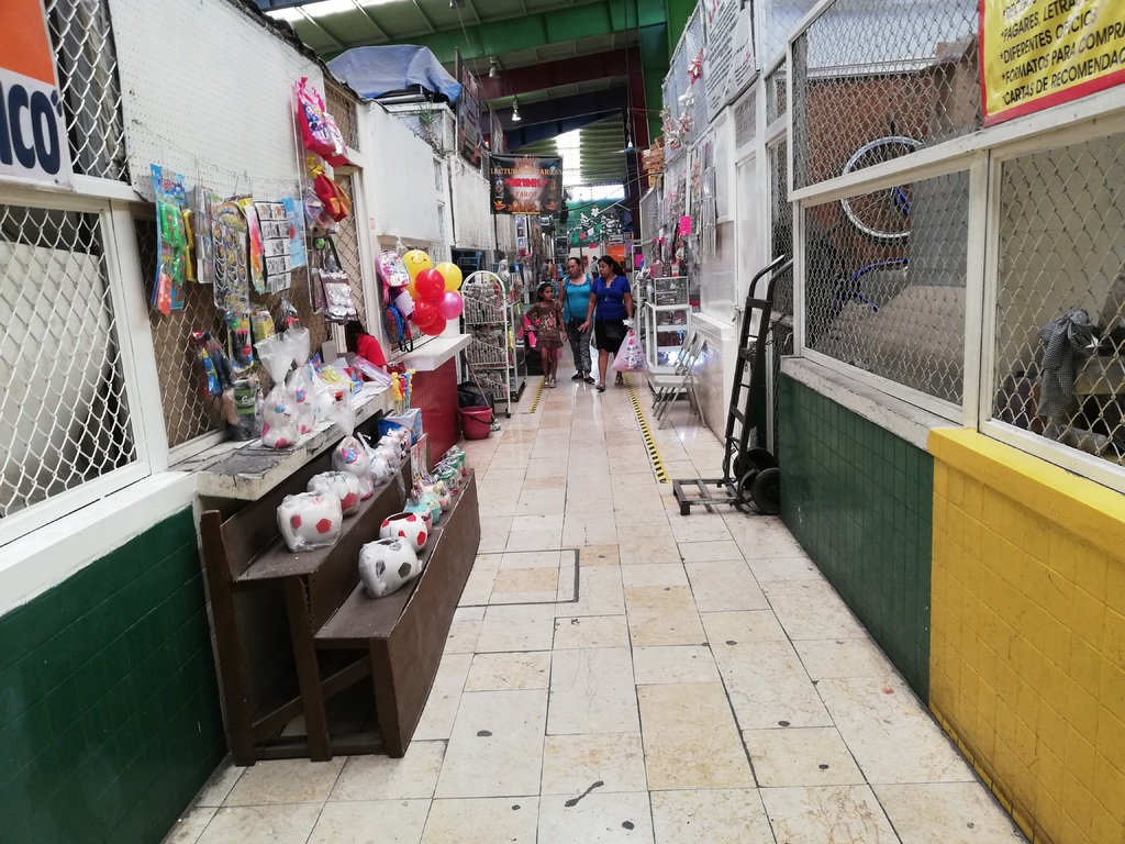 El Mercado Benito Juárez tendrá pronto una remodelación, tanto con pintura en paredes y techos. (ARCHIVO)