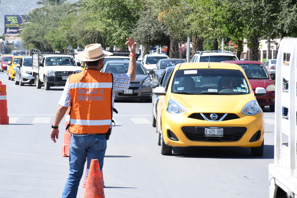 Reaccionan ediles del PRI ante el desmonte de un filtro de revisión vehicular por parte del alcalde de Torreón, Jorge Zermeño. (EL SIGLO DE TORREÓN)