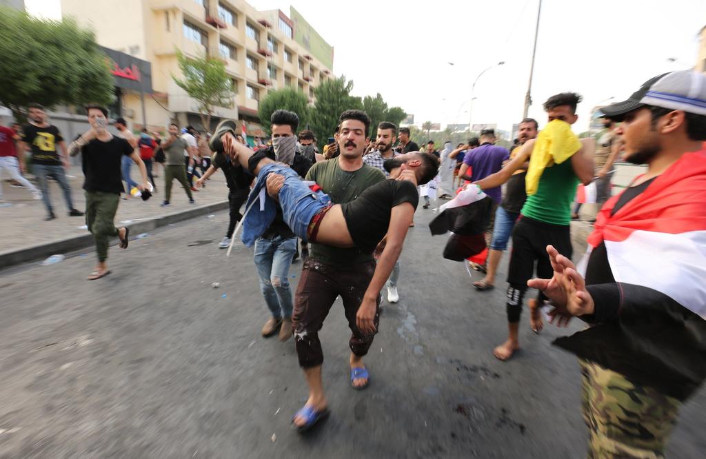 El número de muertos en las protestas de los últimos cuatro días para pedir más servicios básicos en Irak se elevó hoy a cuarenta y el de heridos a casi 1,650, mientras se espera que los actos se intensifiquen tras el rezo musulmán de los viernes. (ARCHIVO)