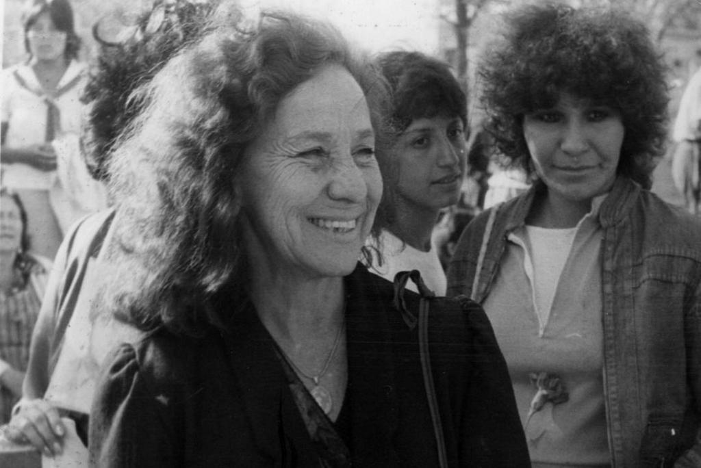 La Comisión de la Medalla Belisario Domínguez le otorgó el reconocimiento a la activista Rosario Ibarra de Piedra, por su 'incanzable' activismo durante cuatro décadas en favor de los presos, desaparecidos y exiliados políticos. (ARCHIVO) 