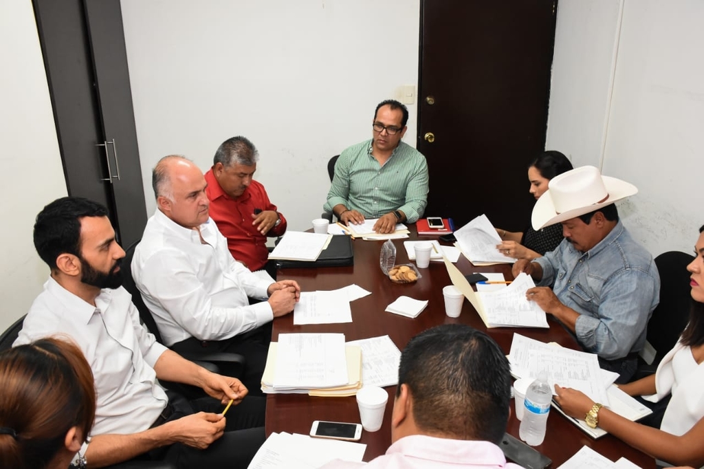 En reunión de la comisión de Hacienda fue aprobado el informe financiero del mes de septiembre en Gómez Palacio. (EL SIGLO DE TORREÓN)