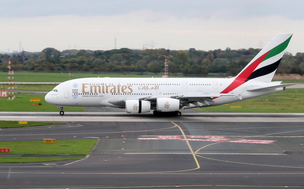 'Emirates pretende aprovecharse de un mercado que no le corresponde, violando la soberanía nacional y abriendo la puerta para que otras aerolíneas hagan lo mismo invadiendo el mercado mexicano y perjudicando a las aerolíneas nacionales', señala el comunicado. (ARCHIVO)