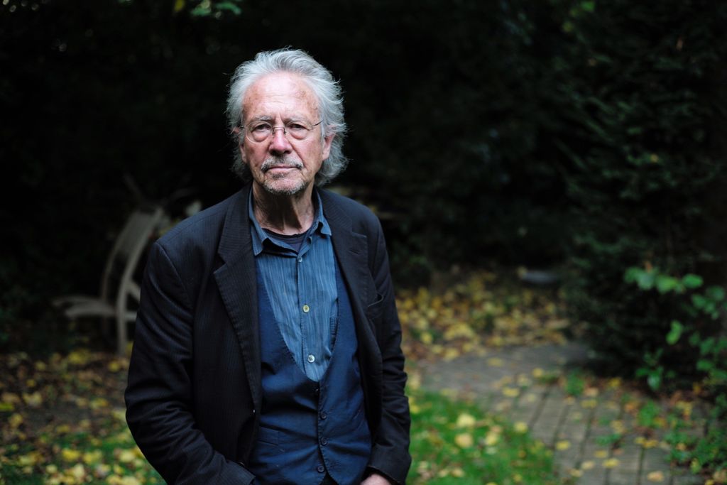 Reconocido. El austriaco Peter Handke obtuvo el Premio Nobel de Literatura 2019. (CORTESÍA) 