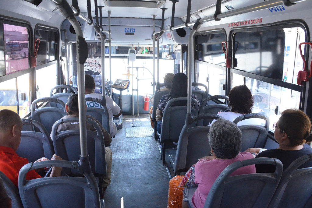 Este mismo año se autorizó un incremento de dos pesos a la tarifa general, con la condición de que se modernizaran las unidades, pero los autobuses todavía no han cumplido con este punto. (EL SIGLO DE TORREÓN)