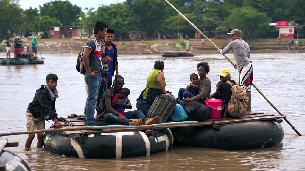La secretaria de la Mesa Directiva en la Cámara de Diputados señaló que mantener a los africanos y haitianos en esas condiciones “es una falta de capacidad de México para responder a las necesidades de los migrantes'. (ARCHIVO)