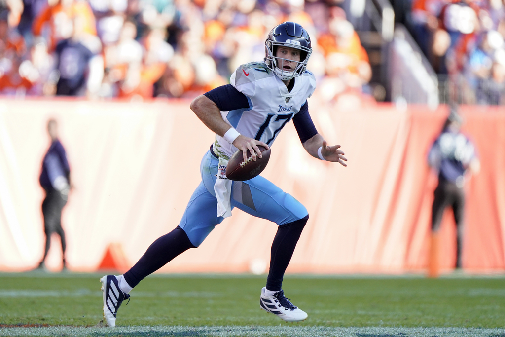 Ryan Tannehill jugó 88 partidos como titular con Delfines. (AP) 