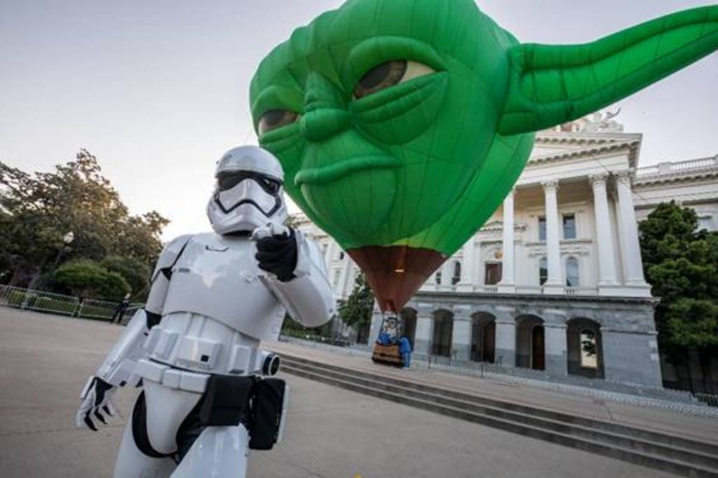 Espectáculo. Disneyland Resort presenta un globo gigante del Maestro Yoda durante el Festival Internacional del Globo en León. (CORTESÍA DISNEY) 