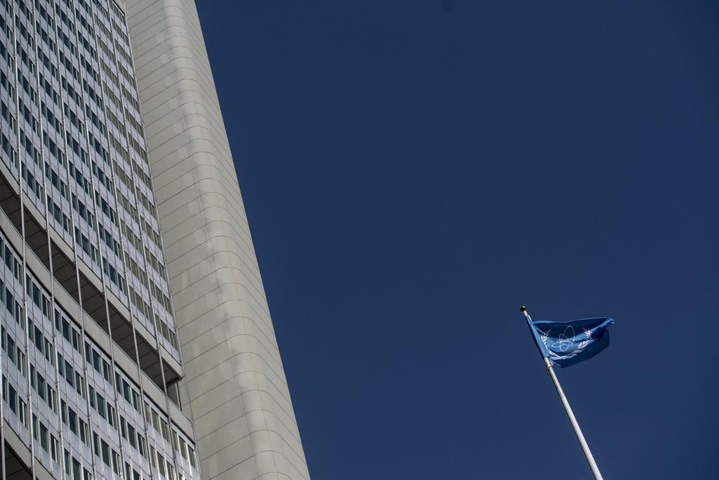 El embajador de Argentina en Austria, Rafael Grossi, y el diplomático rumano Cornel Feruta son desde hoy los dos únicos aspirantes a dirigir el Organismo Internacional de Energía Atómica (OIEA). (ARCHIVO)