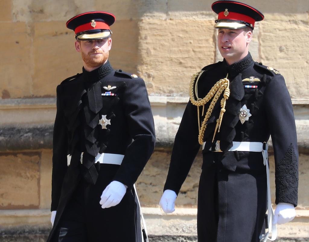Al parecer, aquellas miradas de complicidad, el apoyo incondicional del príncipe William con su hermano menor y los divertidos momentos ya son cosa del pasado. (ARCHIVO)